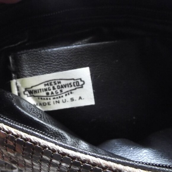 Whiting and Davis Silver Mesh Clutch Handbag - Picture 3 of 3